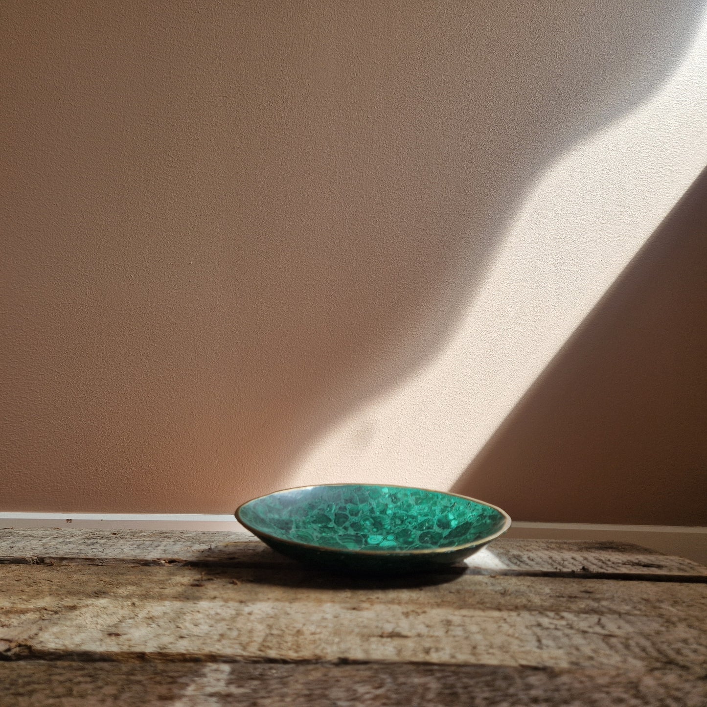 Malachite bowl